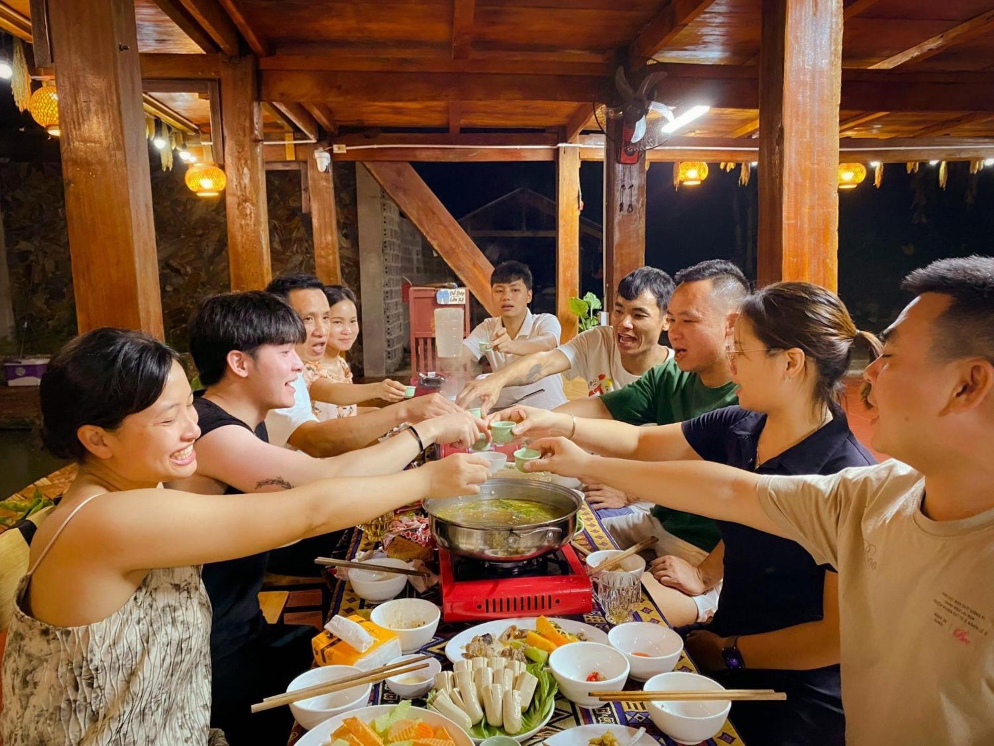 Duy Homestay Du Gia Làng Cac Eksteriør bilde