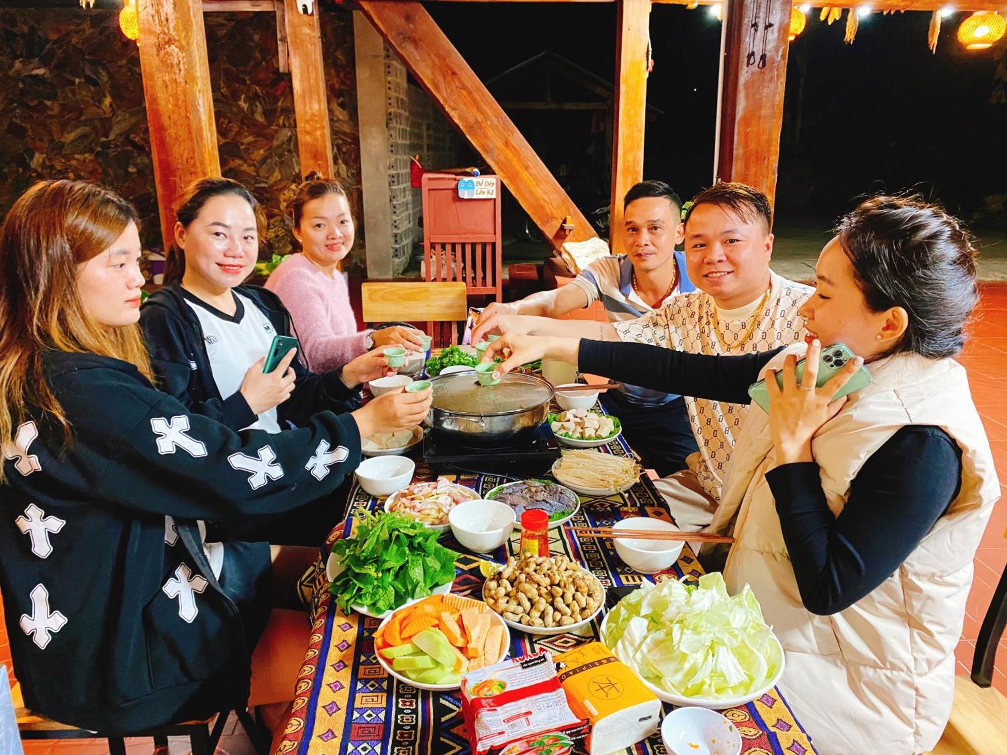 Duy Homestay Du Gia Làng Cac Eksteriør bilde